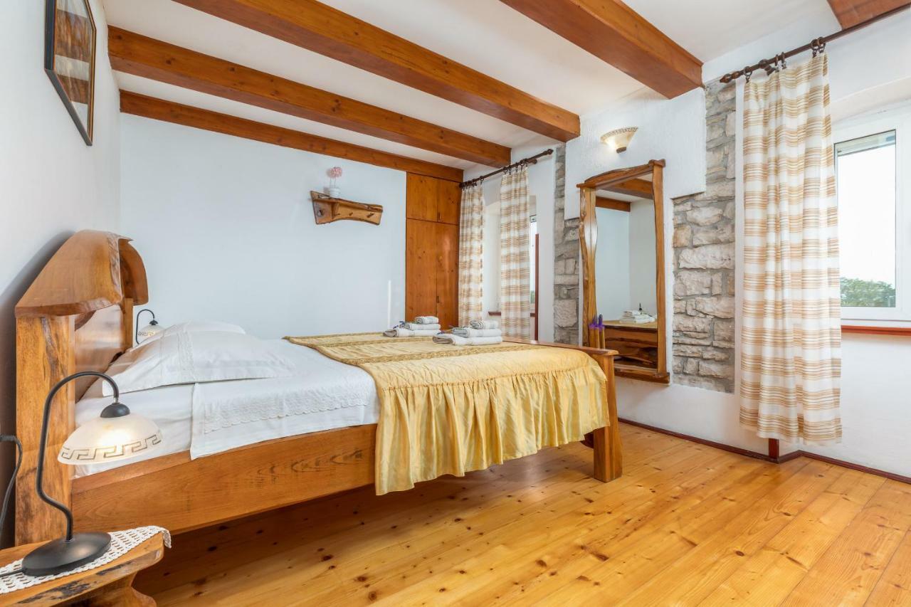 Holiday Home Ana Kanfanar Exterior foto
