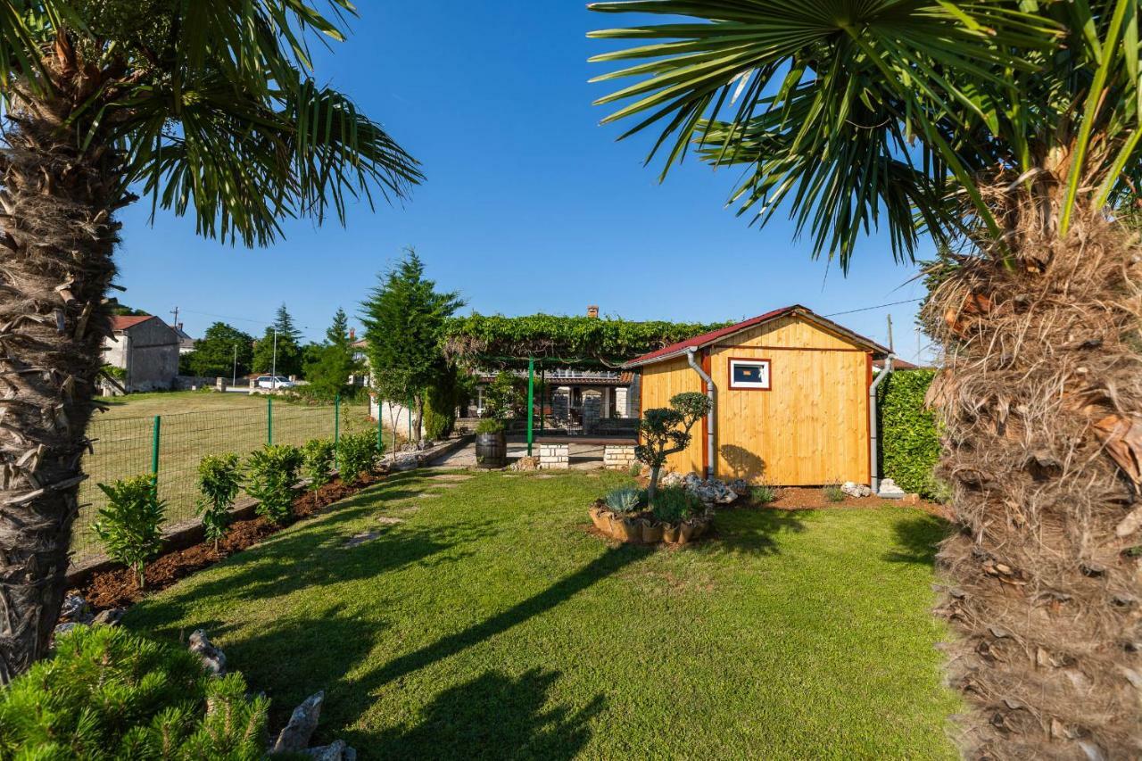 Holiday Home Ana Kanfanar Exterior foto